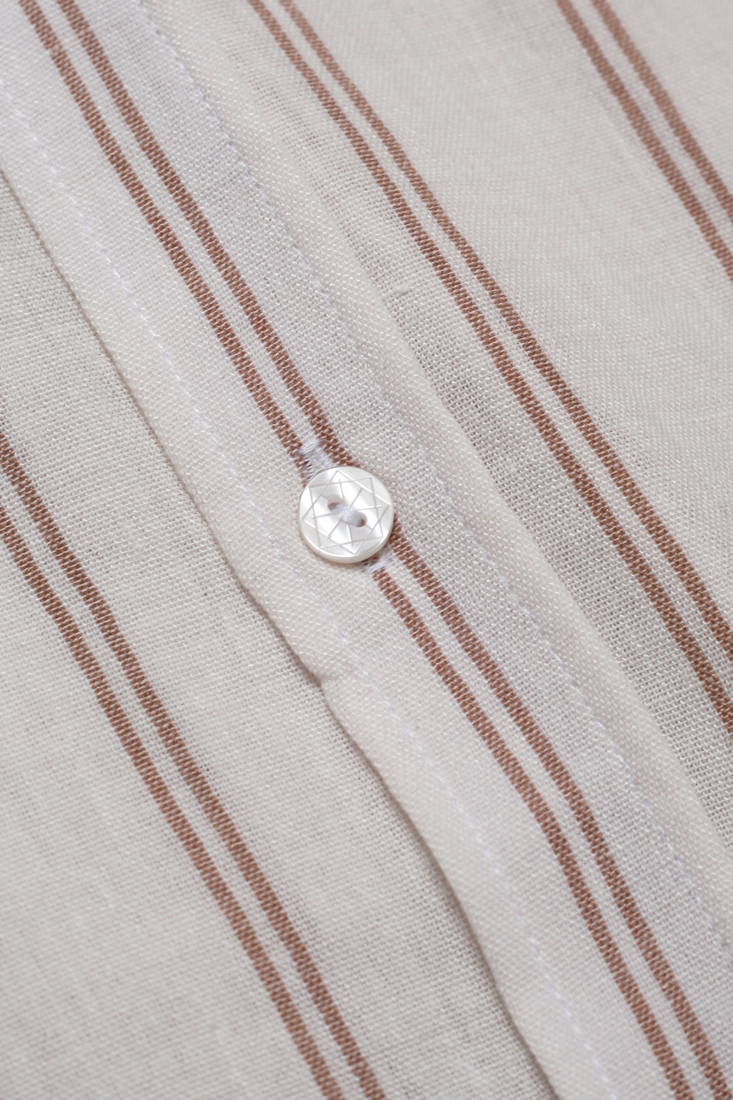 Chemise Homme en Lin à Rayures – Col Mao Chic & Léger